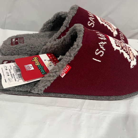 NEW Reef Men's Tipsy Elves Slippers "I Saw That You Nasty" Burgundy Gray COZY - Picture 8 of 9